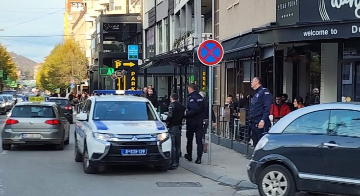 Hapšenje u centru Novog Pazara: S.Zukorlić fotografisao žene, prebili ga prolaznici
