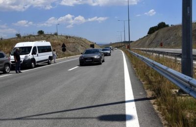 Povrijeđena Srpkinja nađena na autoputu u Makedoniji: Muž je izbacio iz automobila na povratku sa ljetovanja u Grčkoj
